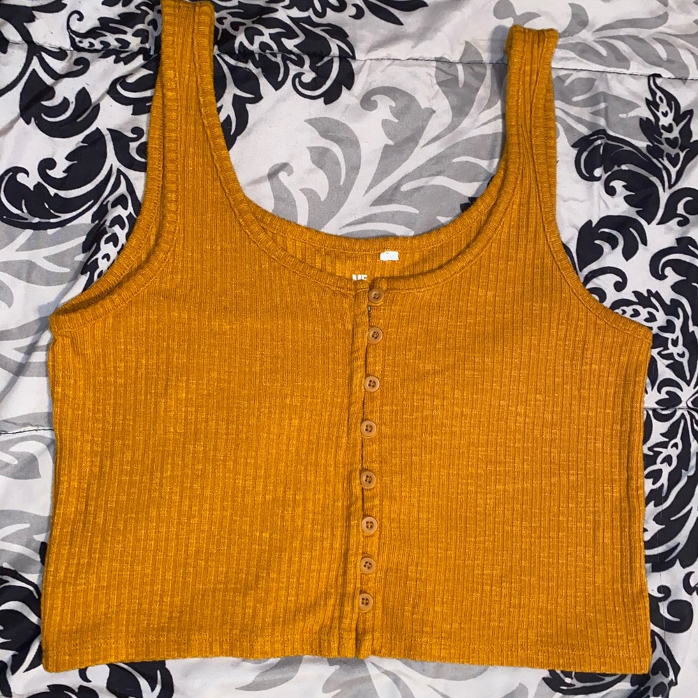 Pacsun yellow crop too